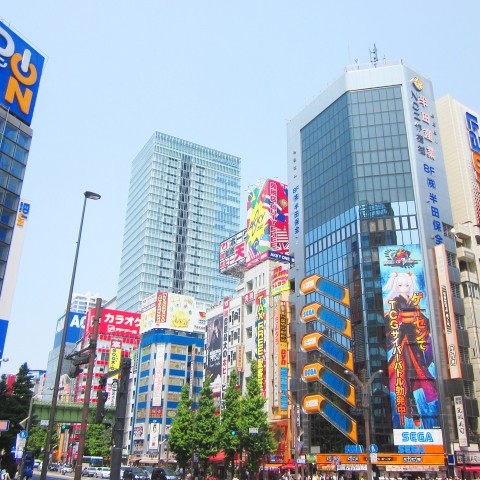 Tokyo (B, L)
