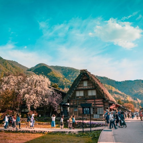 Hida Takayama ? Shirakawa-go ? Noto Peninsula